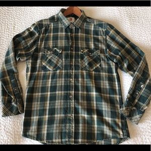 Quiksilver Flannel size: small/Green